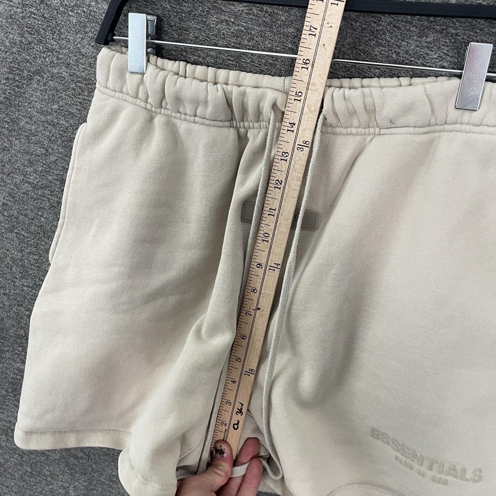 Fear Of God Essentials Sweat Shorts Mens Medium Beige Fleece 5 Inseam Casual - Picture 9 of 12